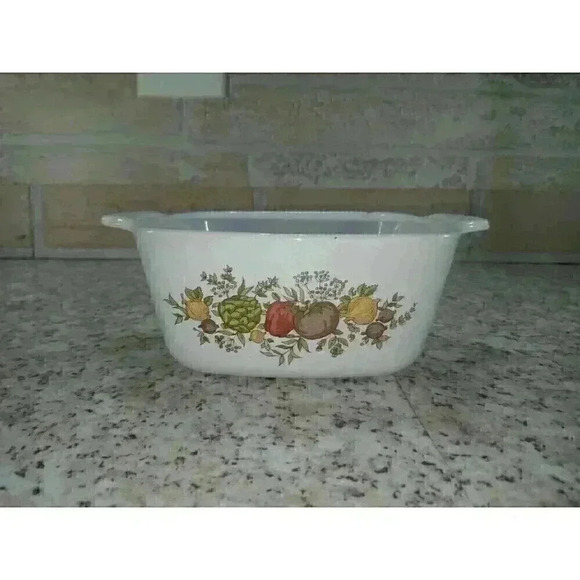 Vintage Corning Ware Dish With Fruit Design (No Lid) - Picture 3 of 9